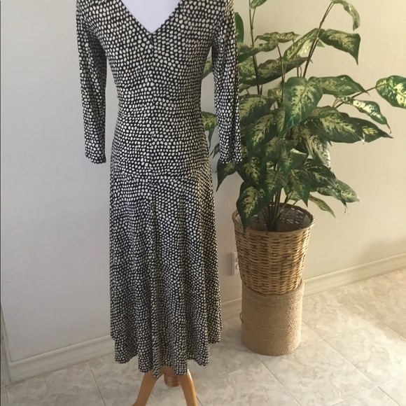 RONNI NICOLE BEAUTIFUL DRESS/ SIZE6 - Picture 2 of 6